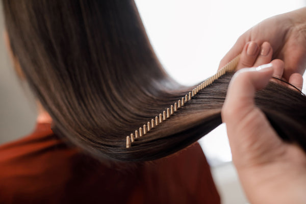 Racines VS longueurs : une routine capillaire sur-mesure