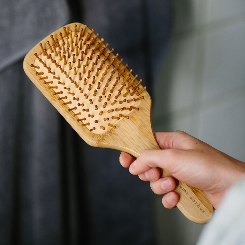 Brosse à cheveux en bambou